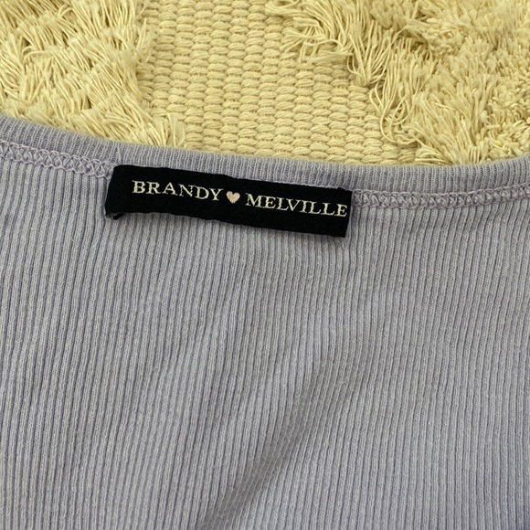 Brandy Melville ribbed baby tee - Picture 2 of 3